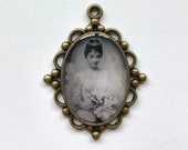 Custom Photo Charm, Picture Charm, Bouquet Picture Charm, Wedding Bouquet Photo Charm, Memorial Charm, Tuxedo Photo Charm
