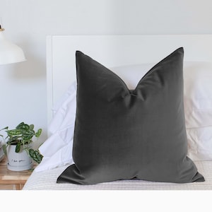 Charcoal Gray Velvet Throw Pillow Covers Luxury Velvet Double-sided Lumbar Grey King Size Euro Sham