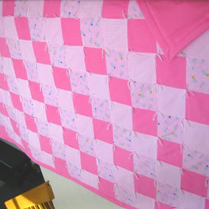 New Handmade Tied Full Double Flower Gingham Pink FLANNEL Quilt Blanket