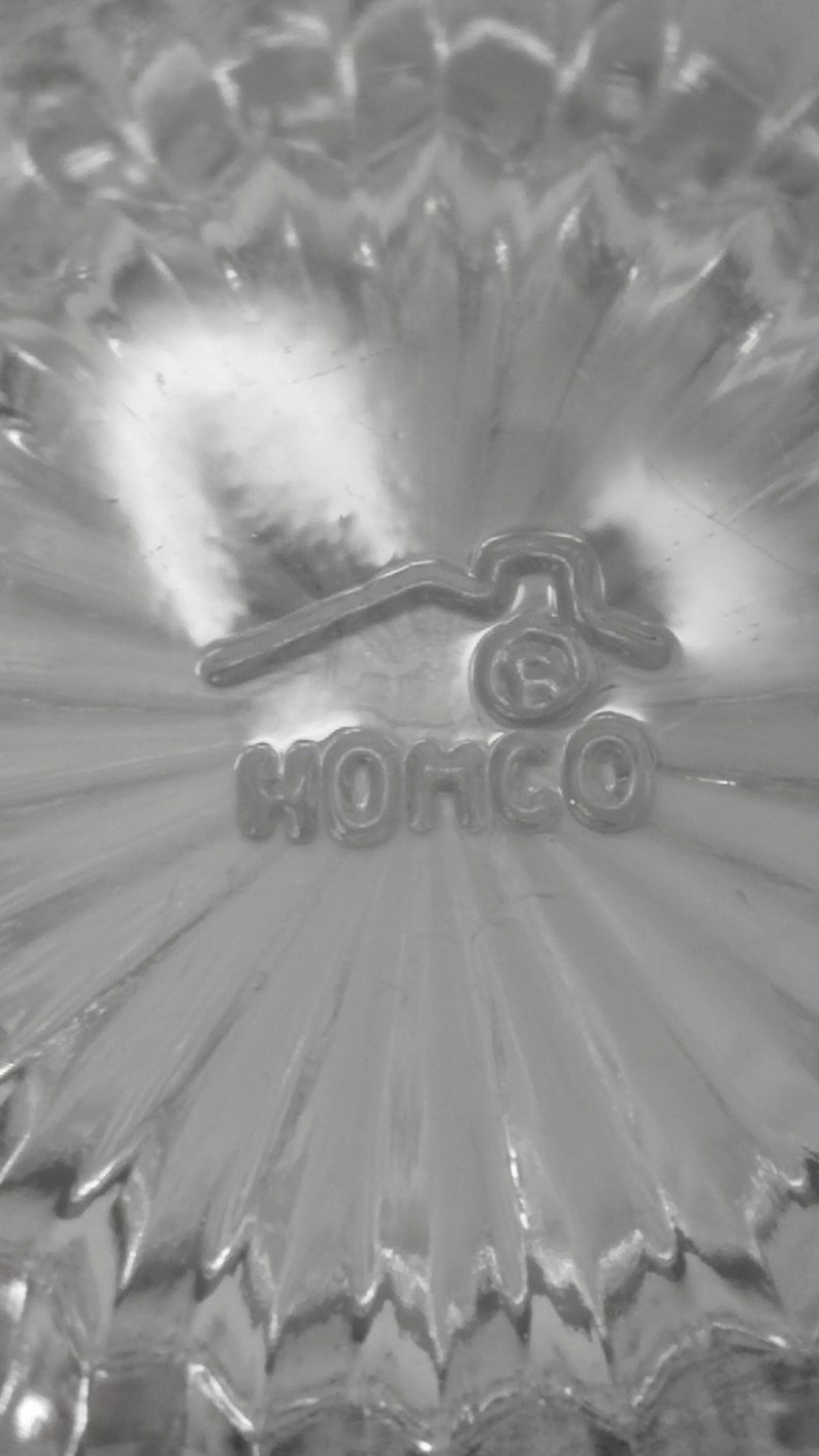 HOMCO Clear Glass Cube Design Lady Love CompoteCandy Dish