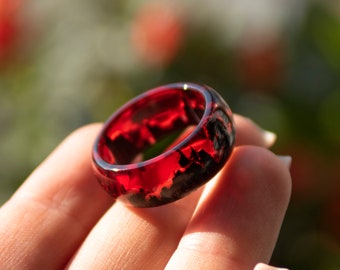 Gothic red resin ring - Glow ring - Wood resin ring - His and Her band