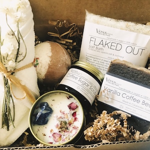 Gift for Her Birthday, Gift for Her, Custom Gift Box, Coffee Gift, Care package for her, Cozy gift, Hygge gift, BFF Vegan Gift, Coffee Lover