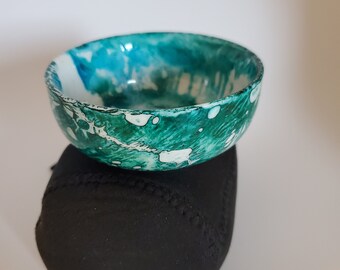 Crackled Decorative Jewelry Bowls _ Green -  Alcohol Ink, Abstract Art, Home Decor, Jewelry