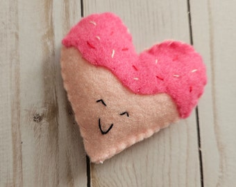 Valentines day gift for kids, Felt heart, pretend play, Valentine's day felt toy, felt heart decoration