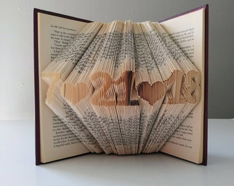 Unique Wedding Gift for Couple, Personalized Wedding Date, Folded Book Art, Custom Newlywed Gift