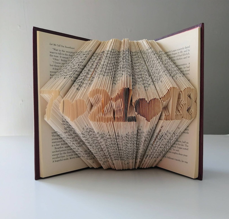 Unique Wedding Gift for Couple, Personalized Wedding Date, Folded Book Art, Custom Newlywed Gift image 1