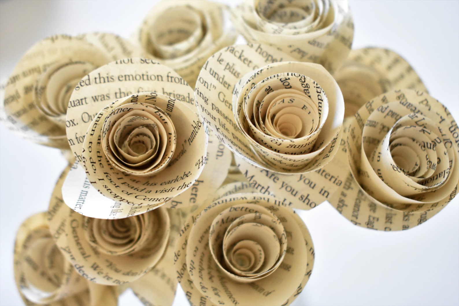 Paper Flowers Set of 12 Paper Flower Bouquet Book Page Roses Etsy