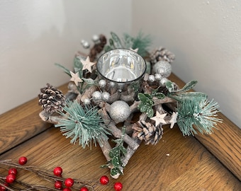 Christmas Star T-Light Holder, Traditional Green & Silver Pinecone, Wooden Log Display, Woodland Center Piece Table Decoration