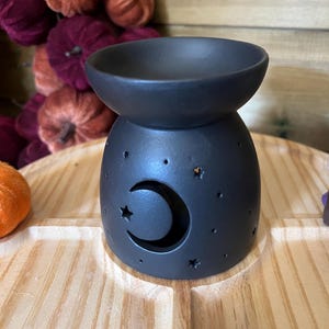 Black Ceramic Wax Melt Burner with Moon & Star Design – Oil Burner, Aromatherapy, Home Fragrance
