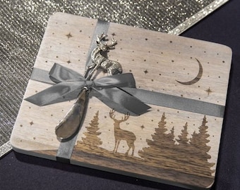 Wooden Stag cheeseboard and knife, serving platter, cheese cutter, decoration, display, cheese and wine party, Christmas,