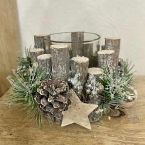 Christmas Candle Holder, Traditional Green & silver Pinecone T-Light Holder, Wooden Log Display, Woodland Center Piece Table Decoration