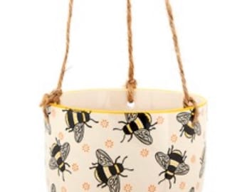 Queen Bee hanging planter, plant pot, ceramic, bee design, gold & white, housewarming, summertime, birthday, garden decor, home decor