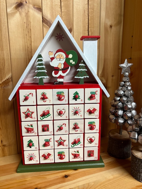 Casa De Adviento De Madera Con 24 Cajones Y Luces LED – Calendario Navideño Reutilizable Con Escena De Reno Y Pueblo, Blanco, Tallas S Y L