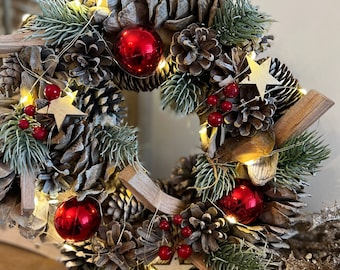 Christmas Traditional Woodland Wreath with LED lights, Table Centrepiece, Wall or Door Hung, Natural Foliage, Pinecone, Red Baubles
