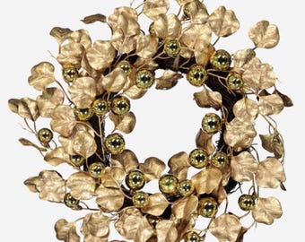Gold natural Christmas wreath decoration, Berry, 55x55cm, wall or door hung, woodland (TK012)