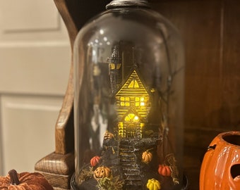 Spooky house Halloween glass dome, light up, indoor or outdoor decoration, pumpkin, bat, haunted house, fall, door, entryway display