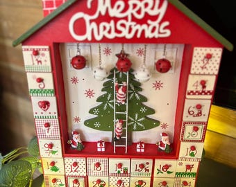 Wooden Christmas House shape Advent Calendar, Santa, father Christmas, countdown, December 002