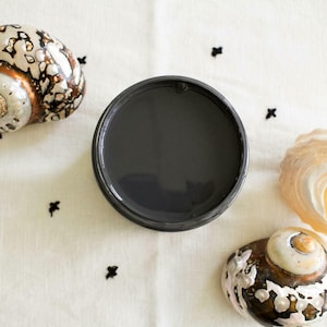 Pintura mineral todo en uno Black Sands Dixie Belle Silk (20 colores), resistente al agua, para reciclar, manualidades, pintar, muebles y renovar la cocina.