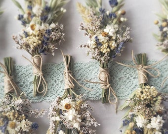 Blue White Barn Boho Style Boutonnieres, Wildflower Daisies, Wedding Dried Flowers For the Groom Farmhouse Wheat Lavender