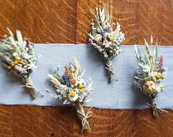 Rustic Wildflower Wedding Boutonnieres, Natural Dried Flowers, Lavender, Bronze Green Mauve White  Yellow, Daisies, Grooms Boutonniere