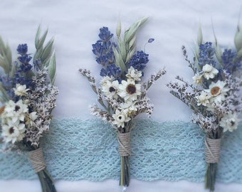 Small Blue White Daisies Boutonniere, Corsage Lavender, Dried Flowers, Simple Boutonniere, Boutonniere For the Groom, Barn Style Wildflowers