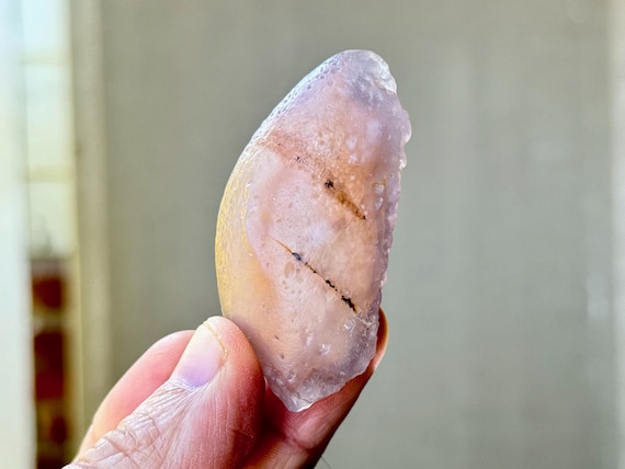 Running Sand Gobi Agate with Trapped Sand Inside, 28g, Desert Stone of Transformation, Naturally Formed by Wind and Sand, Mongolia R930