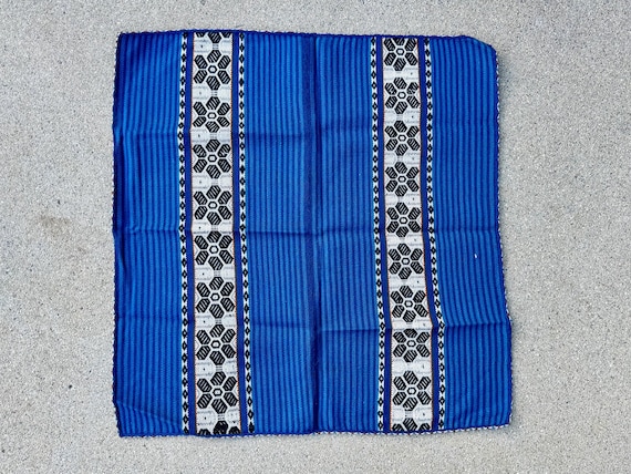 Andean Manta Cloth, 24" x 23," Handwoven Mesa Cloth for Shamanic Ceremony, Handmade in Chawaytiri, Peru