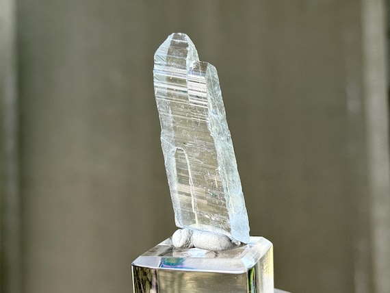 Nifontovite, AAA Water Clear, 12.8g, Highest Vibration, Crown & Pineal Chakra, San Luis Potosi, Mexico A440