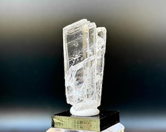 希少なニフォントバイト結晶 - メキシコ、チャルカス産の 2.56g 角柱状