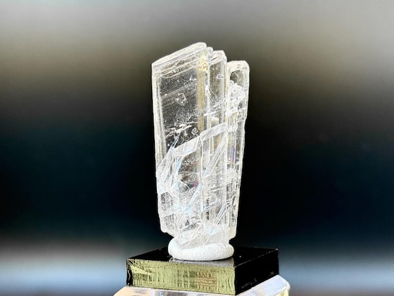 Nifontovite, Water Clear with Rainbow, 13.9g, Rare Find, Highest Vibration, Crown and Pineal Chakra, Charcas, San Luis Potosi, Mexico T653
