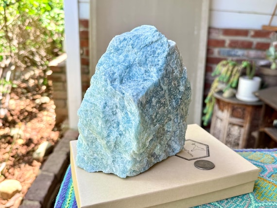 Aquamarine Crystal, Self-Standing, 2.2 Kilogram, Natural Aquamarine for Display, Throat Chakra, Self-Expression, Bahia, Brazil W103