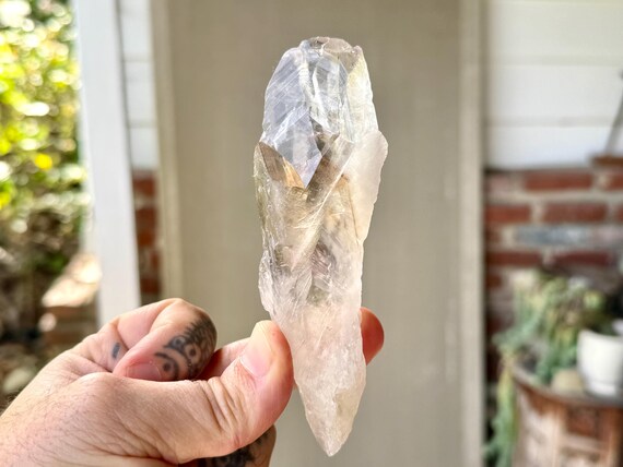 Powellite Phantom Root Quartz, Natural & UV Reactive, 130g, New Find, Raw and Unpolished, Bahia, Brazil A396