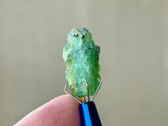 Emerald, Natural Raw Gem Emerald, 5g, Empowerment, Abundance & Heart Healing, Tanzania A100