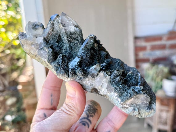 Himalayan Green Chlorite Quartz, Self-Standing, 552g, High Altitude Crystal, Heart Chakra & Purification, India W195