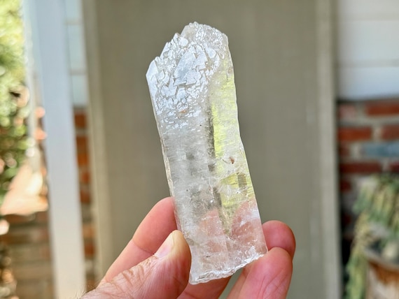 Lightning Strike Elestial Quartz, Curved Formation, 171g, Amplify Prana and Chi, Diamantina, Minas Gerais, Brazil T090