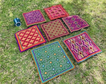 ヴィンテージ ペルー先住民族の織物 29インチ x 28インチ 手刺繍