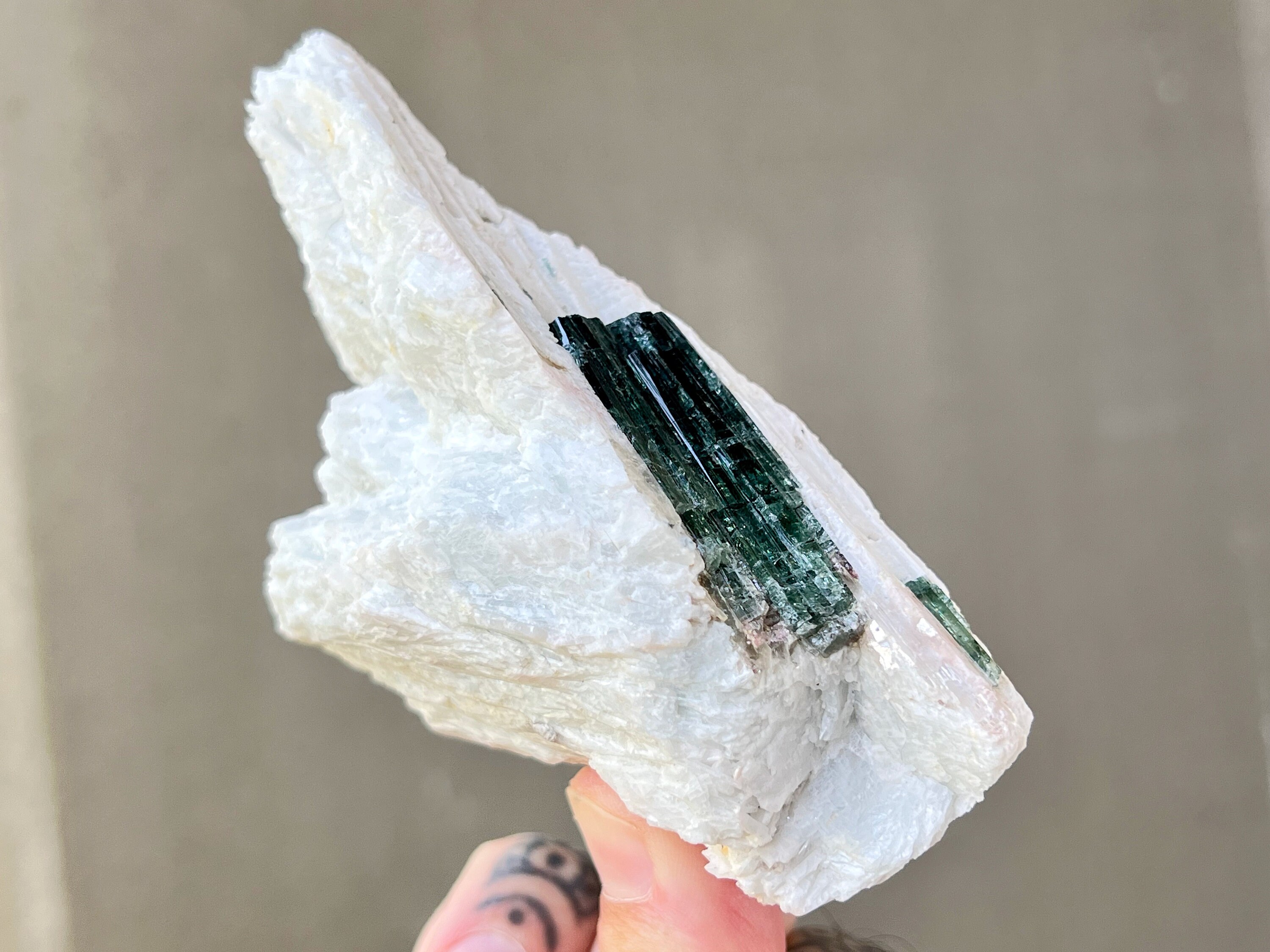 White Albite with Teal Blue Green Tourmaline Inclusion, 314g, Rare Find ...