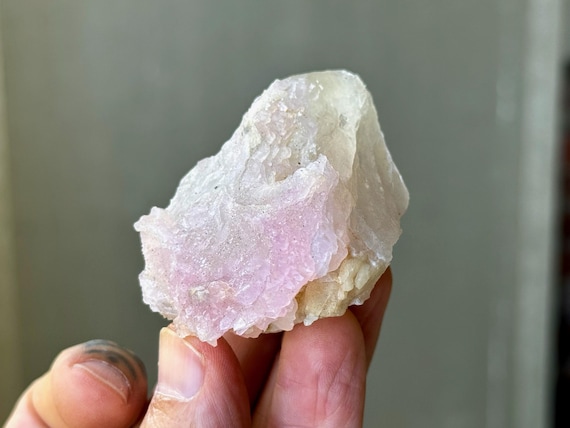 Canga Rose Quartz, 87g, New Find, Heart Chakra Crystal for Love and Sensuality, Taquaral, Minas Gerais, Brazil S501