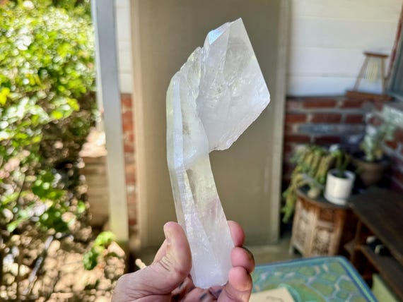 Laser Quartz, Rare Curved Formation, Twin Crystal, 722g, Self-Standing, Diamantina, Minas Gerais, Brazil W836