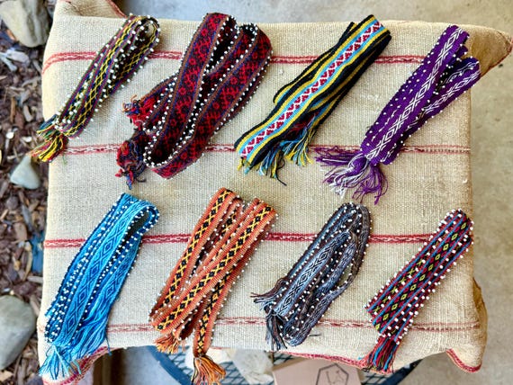 Watana Ties, Traditional Despacho Tie for Shamanic Mesa, Large Size, Andean Beaded Bracelet, Handmade in Chawaytiri, Peru