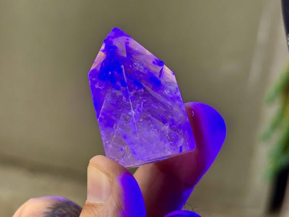 Powellite Phantom Amethyst, UV Reactive & Self-Standing, 46g, New Find, Dow Formation, Polished Quartz Tower, Bahia, Brazil T449
