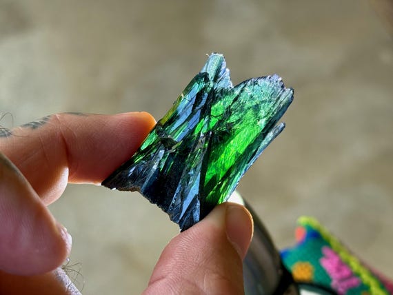 Vivianite, All Natural, Green & Blue Colors, 23g, New Find, Heart Chakra, Visualization, Amazonas, Brazil T801