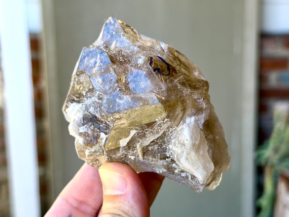 Enhydro Elestial Quartz, Active Water Bubble, 322g, Aracuai, Minas Gerais, Brazil V622
