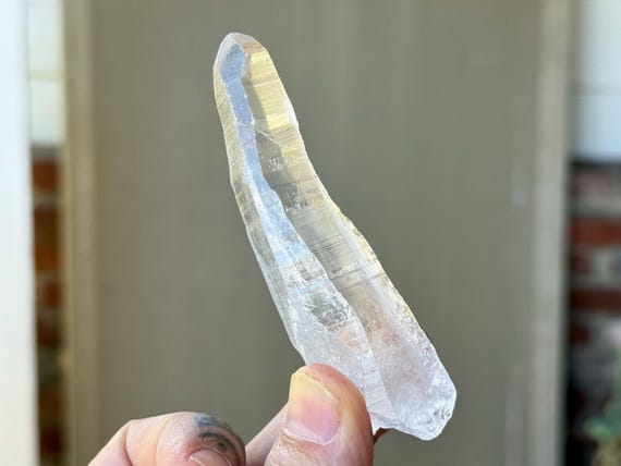Lemurian Quartz, Rare Curved Formation, 62g, New Find, Water Clear, Bahia, Brazil T961