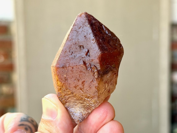 Red Dreamcoat Quartz, Self-Standing, 136g, Root & Crown Chakra Connection, Goias, Brazil V704