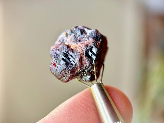 Spessartine Garnet, Naturally Etched, 8.5g, Rare Find, Red Garnet for Root & Heart Chakra, Stimulating Energy, Pakistan S672