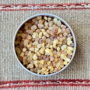 Frankincense Incense Resin, Natural Olibanum Frankincense Tears from Ethiopia, Sacred Holy Incense for House Clearing and Purification