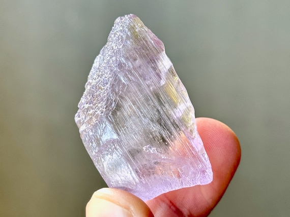 Purple Kunzite Crystal with Lovely Lilac Hue, 37g, Highest Quality, Terminated Etched Kunzite, Heart Chakra Crystal, Afghanistan P208