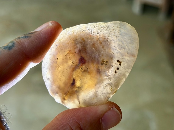 Running Sand Gobi Agate, 34g, Desert Stone of Transformation, Naturally Formed by Wind and Sand, Mongolia B055