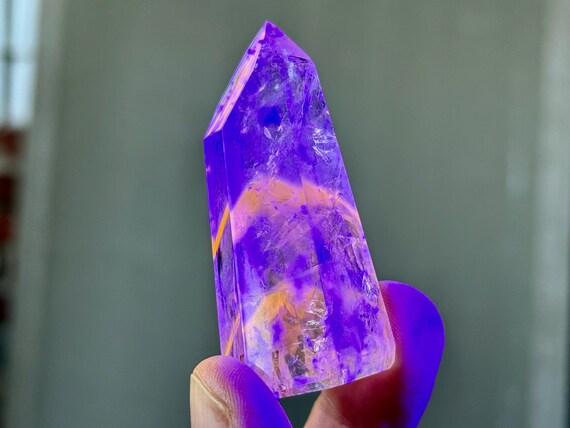 Powellite Phantom Quartz, UV Reactive & Self-Standing, 46g, New Find, Channeling Formation, Bahia, Brazil T315